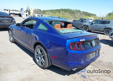 2014 Ford Mustang V6 Premium z USA, uszkodzony, nr VIN 1ZVBP8AM7E5249214